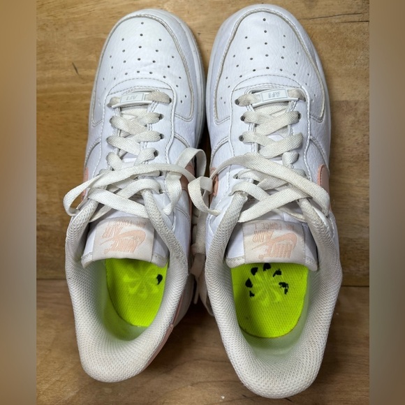 Nike Air Force 1 07 Next Nature Womens Sz 7.5 Shoes Sneakers White/Arctic Orange - Picture 6 of 8